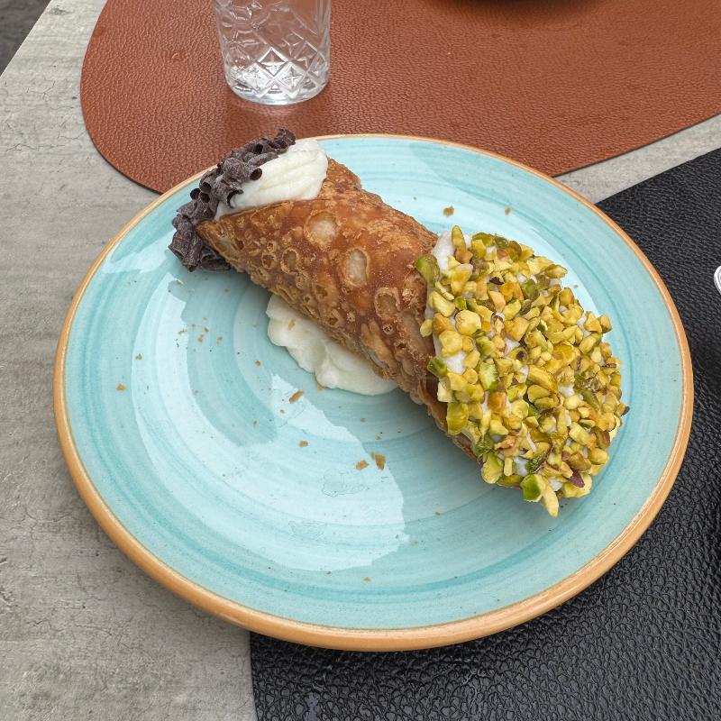 Cannoli